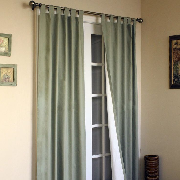 Curtains02